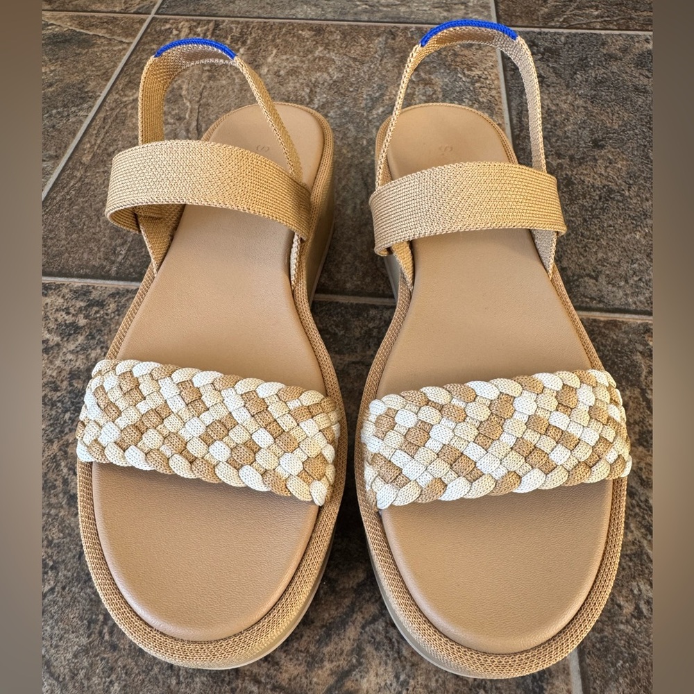 Rothy’s The Lightweight Wedge Sandal Beach Sand Tan Woven Strap- Women’s 8.5